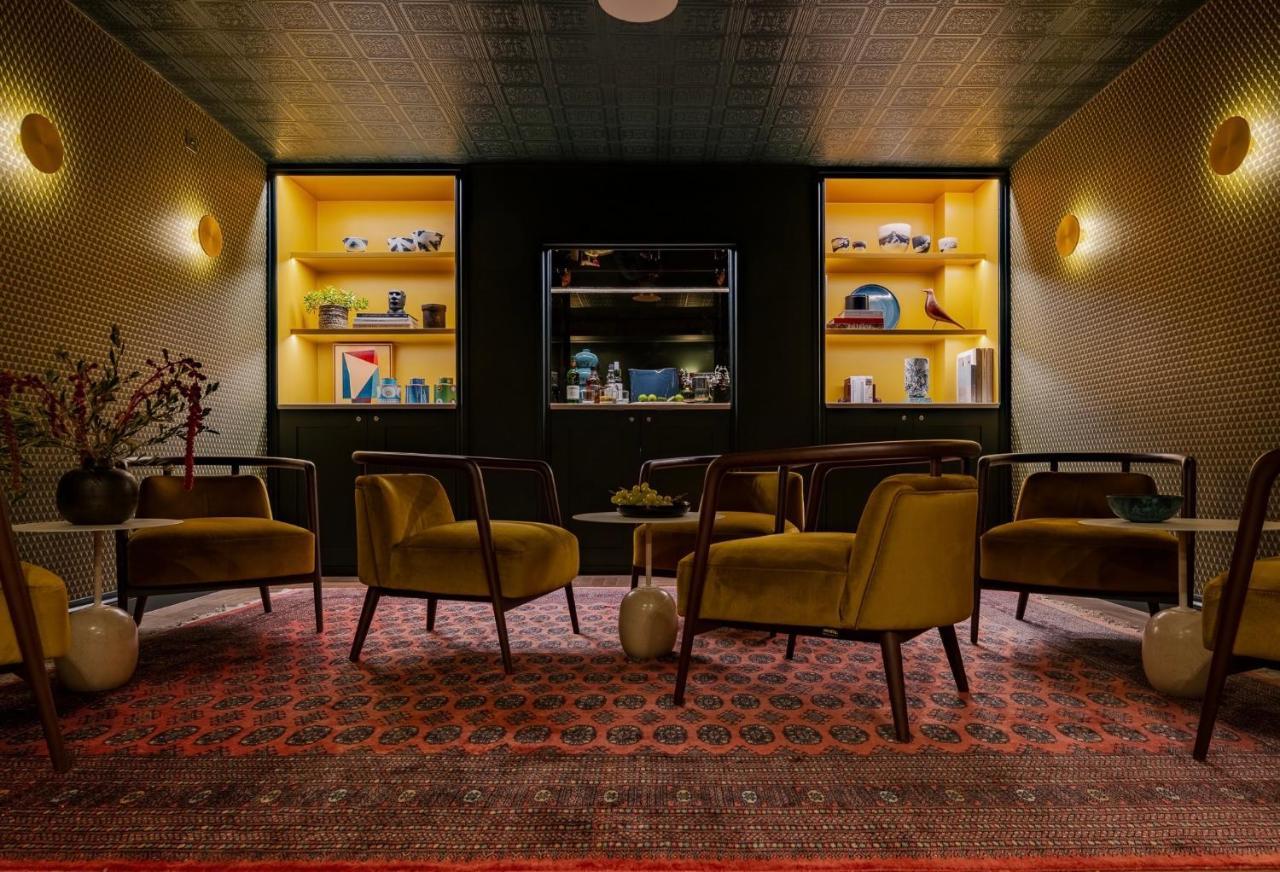 Leighton House - Boutique Guesthouse 바스 외부 사진 The Library at The Standard London