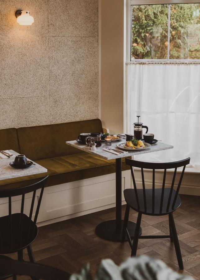 Leighton House - Boutique Guesthouse 바스 외부 사진 A 3D rendering of a kitchen