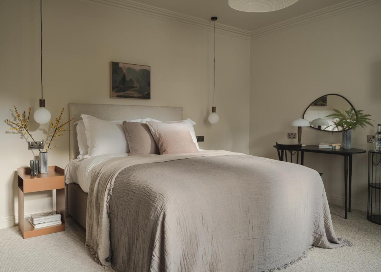 Leighton House - Boutique Guesthouse 바스 외부 사진 A bedroom