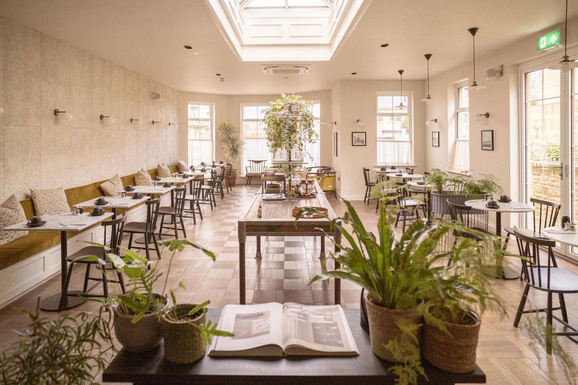 Leighton House - Boutique Guesthouse 바스 외부 사진 The interior of the restaurant